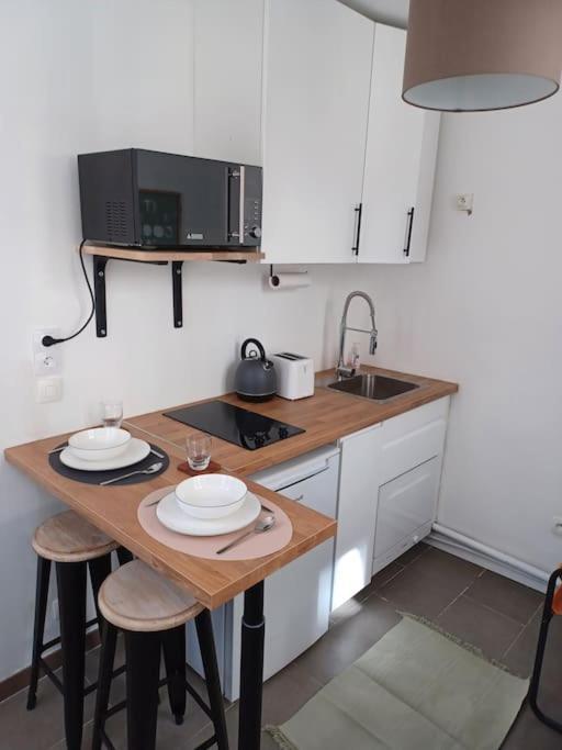 Tiny81 Cozy City Break Appartment 클리시 외부 사진
